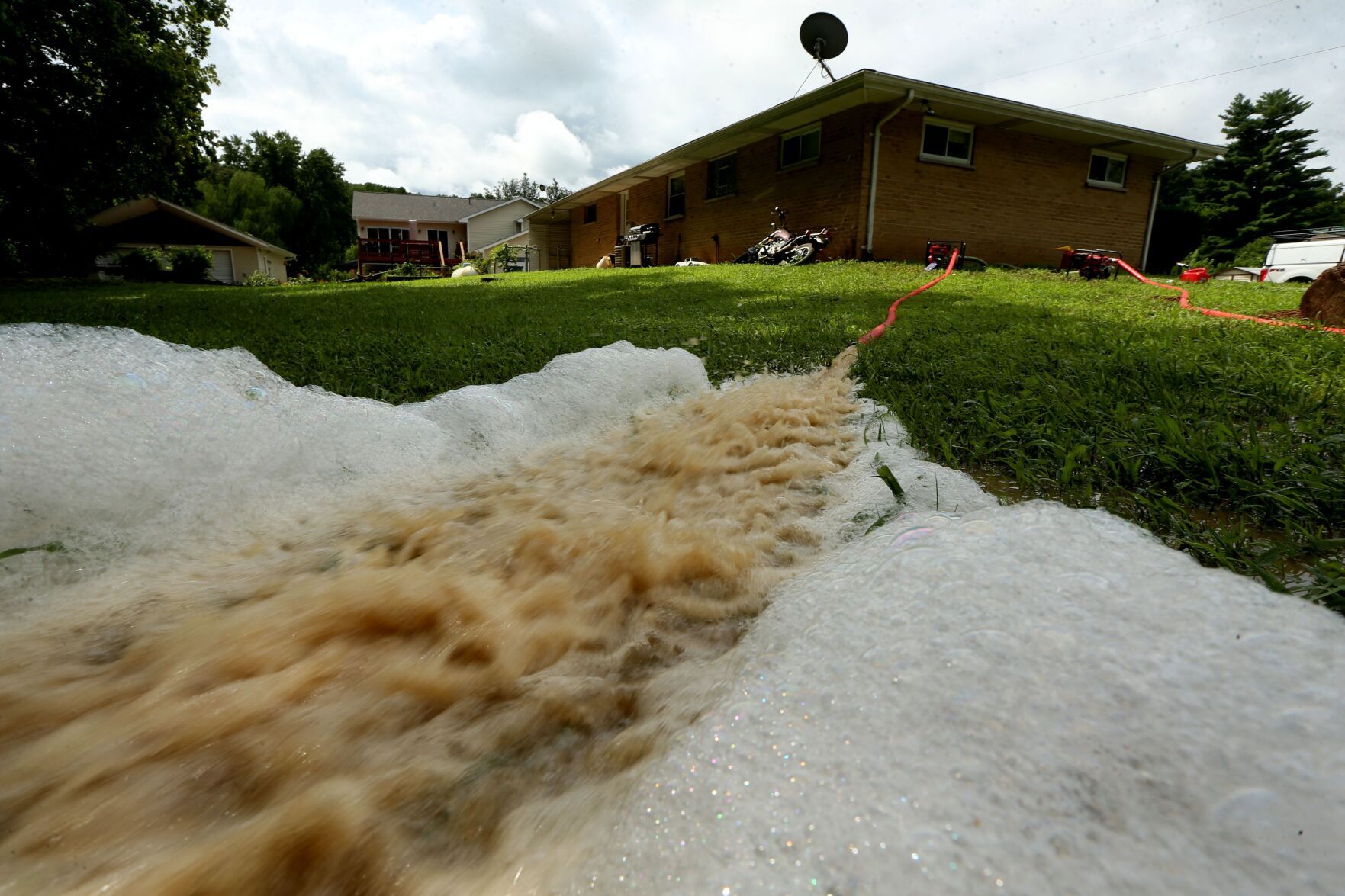 Flash flooding damages homes in Jefferson County
